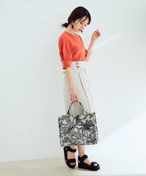 VIS（ビス）の「【EASY CARE】シルケットスムースタックボリュームスリーブTシャツ（Tシャツ/カットソー・レディース・ブラック/オフホワイト/レンガ/ライトグリーン・FREE）」の10枚目の写真