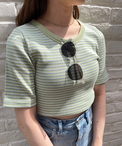 Chico(チコ)の「クリアフレームサングラス(サングラス・レディース・ベージュ/ピンク/クリア/ライトベージュ・FREE)」の6枚目の写真