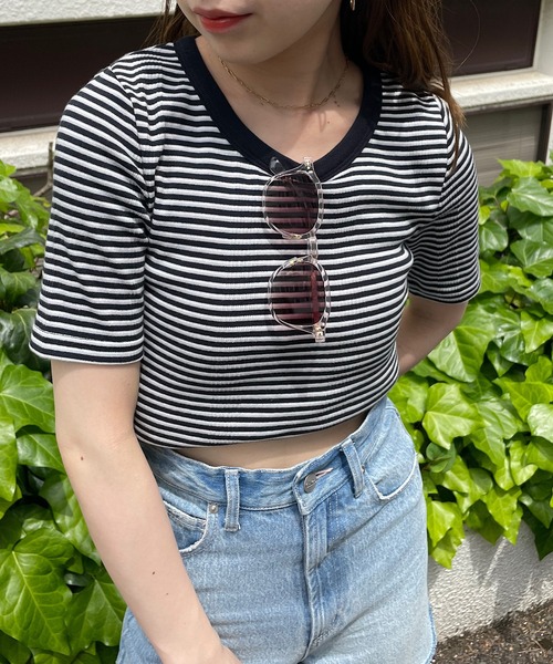 Chico(チコ)の「クリアフレームサングラス(サングラス・レディース・ベージュ/ピンク/クリア/ライトベージュ・FREE)」の10枚目の写真