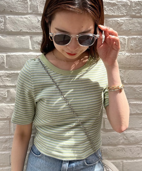 Chico(チコ)の「クリアフレームサングラス(サングラス・レディース・ベージュ/ピンク/クリア/ライトベージュ・FREE)」の5枚目の写真