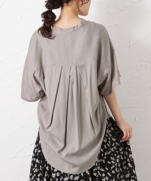 NAVY（ネイビー）の「インドレーヨン ドルマンブラウス（シャツ/ブラウス・レディース・グレー/カーキ・フリー）」の8枚目の写真