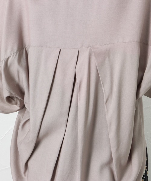 NAVY（ネイビー）の「インドレーヨン ドルマンブラウス（シャツ/ブラウス・レディース・グレー/カーキ・フリー）」の15枚目の写真