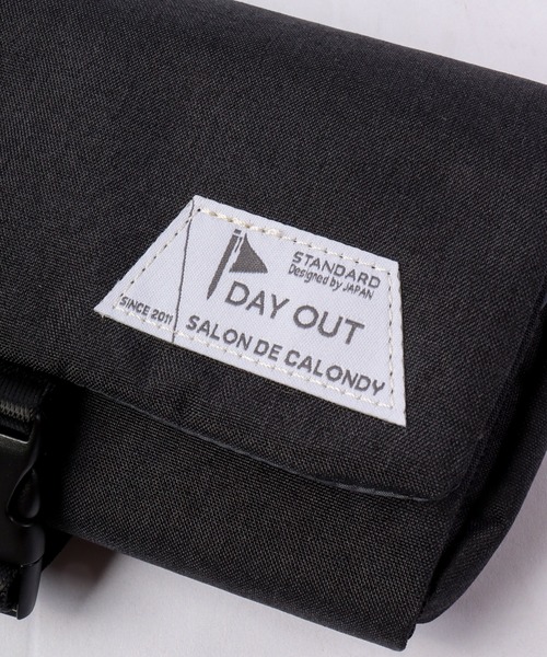 DAY OUT(デイアウト)の「DAY OUT Noir-Multi Shoulder Bag / ノアールーマルチショルダーバッグ(ショルダーバッグ・メンズ・ブラック・FREE)」の7枚目の写真