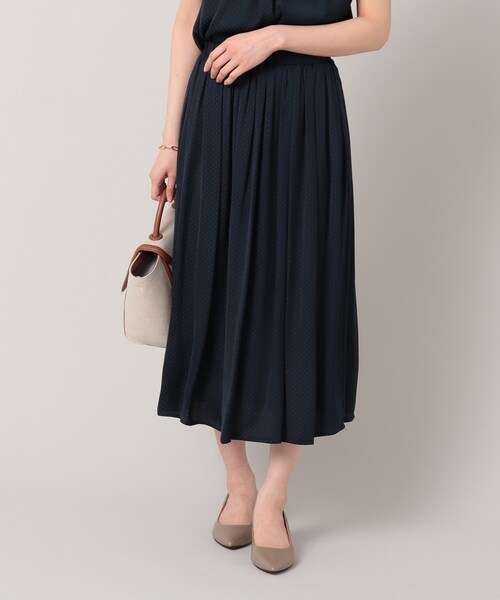 UNTITLED（アンタイトル）の「◆【セットでも単品でも】ドット柄 ミモレ丈スカート＜洗える／SETUP／ウエストゴム／通勤＞（スカート・レディース・ベージュ系その他4/ブルー系/ネイビー系・00/02/04/44/48）」の3枚目の写真