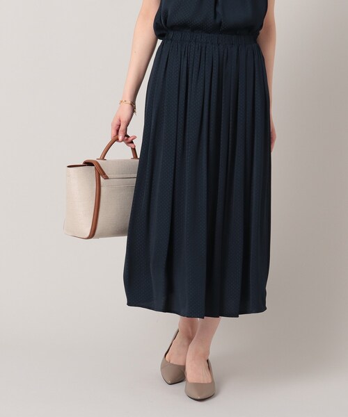 UNTITLED（アンタイトル）の「◆【セットでも単品でも】ドット柄 ミモレ丈スカート＜洗える／SETUP／ウエストゴム／通勤＞（スカート・レディース・ベージュ系その他4/ブルー系/ネイビー系・00/02/04/44/48）」の10枚目の写真