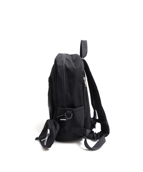 Arnold Palmer(アーノルドパーマー)の「10ポケットリュック スモールサイズ(バックパック/リュック・レディース・グリーン/ベージュ/ワイン/ブラック/オフホワイト/ブラウン/グレー・F)」の11枚目の写真