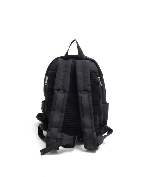 Arnold Palmer(アーノルドパーマー)の「10ポケットリュック スモールサイズ(バックパック/リュック・レディース・グリーン/ベージュ/ワイン/ブラック/オフホワイト/ブラウン/グレー・F)」の12枚目の写真