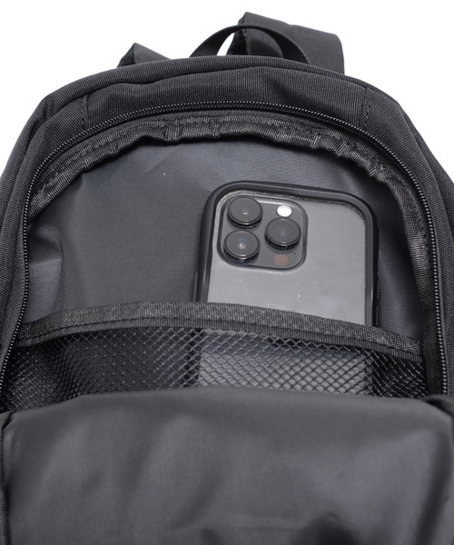 Arnold Palmer(アーノルドパーマー)の「10ポケットリュック スモールサイズ(バックパック/リュック・レディース・グリーン/ベージュ/ワイン/ブラック/オフホワイト/ブラウン/グレー・F)」の21枚目の写真