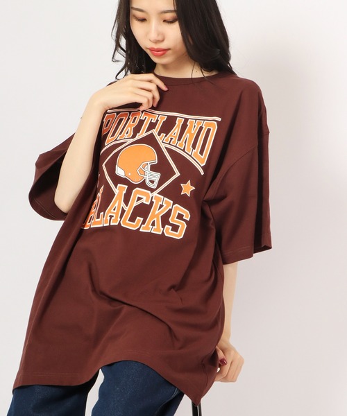Revo.(レボ)の「Revo. USAコットン×リサイクルコットンルーズシルエット カレッジプリントTee(Tシャツ/カットソー・メンズ・ブルー系その他/ダークパープル/グリーン/ホワイト/ブラック・1/2)」の5枚目の写真
