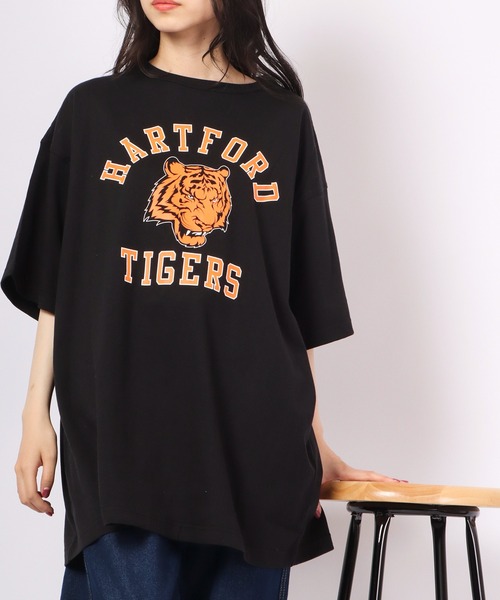 Revo.(レボ)の「Revo. USAコットン×リサイクルコットンルーズシルエット カレッジプリントTee(Tシャツ/カットソー・メンズ・ブルー系その他/ダークパープル/グリーン/ホワイト/ブラック・1/2)」の14枚目の写真
