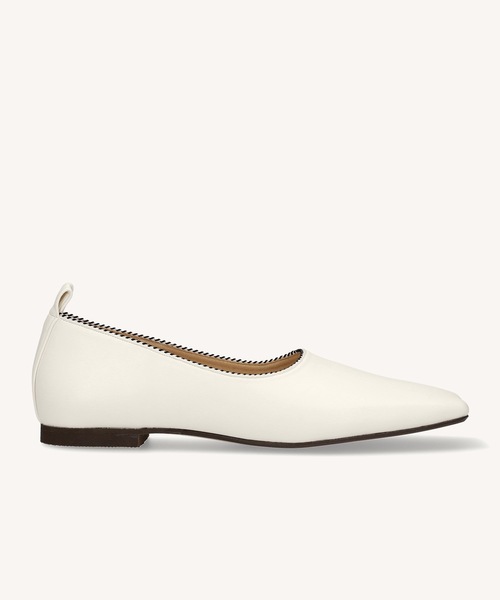 MAMIAN(マミアン)の「ステッチパイピング 甲深フラットパンプス(パンプス・レディース・ブラック/ベージュ/アイボリー・22.5cm/23.5cm/24.5cm/23.0cm/24.0cm/25.0cm)」の7枚目の写真