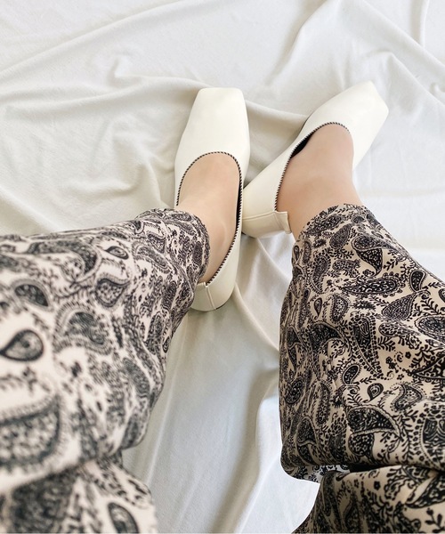 MAMIAN(マミアン)の「ステッチパイピング 甲深フラットパンプス(パンプス・レディース・ブラック/ベージュ/アイボリー・22.5cm/23.5cm/24.5cm/23.0cm/24.0cm/25.0cm)」の22枚目の写真