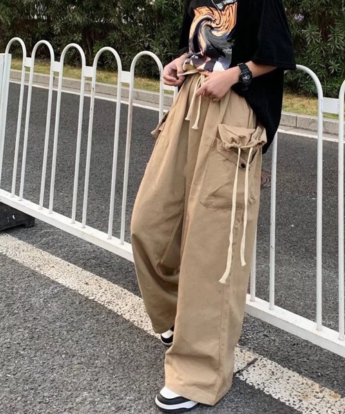 meJane（ミージェーン）の「ARMYカーゴビブパンツ（カーゴパンツ・レディース・ブラック/ベージュ/カーキ・S/M）」の22枚目の写真