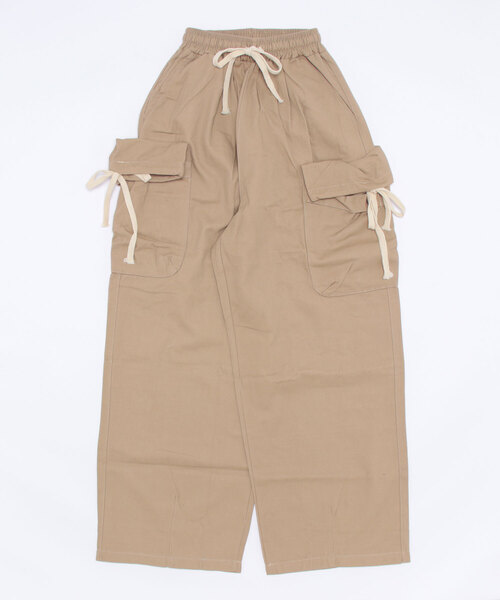 meJane（ミージェーン）の「ARMYカーゴビブパンツ（カーゴパンツ・レディース・ブラック/ベージュ/カーキ・S/M）」の6枚目の写真