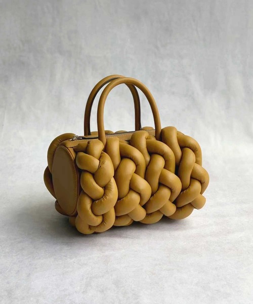 ASH（アッシュ）の「【DARLA】パフィーハンドバッグ（ハンドバッグ・レディース・ブラック/ブラウン・ONE SIZE）」の5枚目の写真