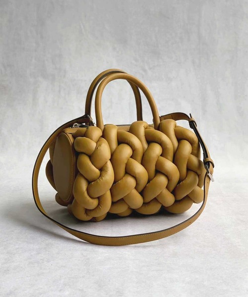 ASH（アッシュ）の「【DARLA】パフィーハンドバッグ（ハンドバッグ・レディース・ブラック/ブラウン・ONE SIZE）」の6枚目の写真