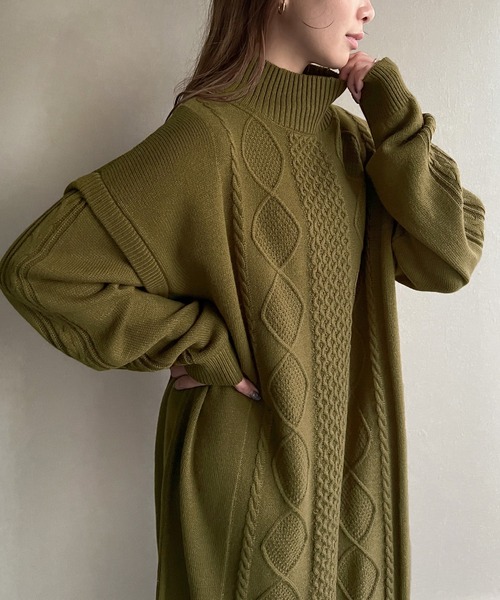 knit Jemade（ニットジェメイド）の「ハイネックケーブルニットワンピース（ワンピース・レディース・ライトブラウン/オフホワイト/カーキ・FREE）」の6枚目の写真