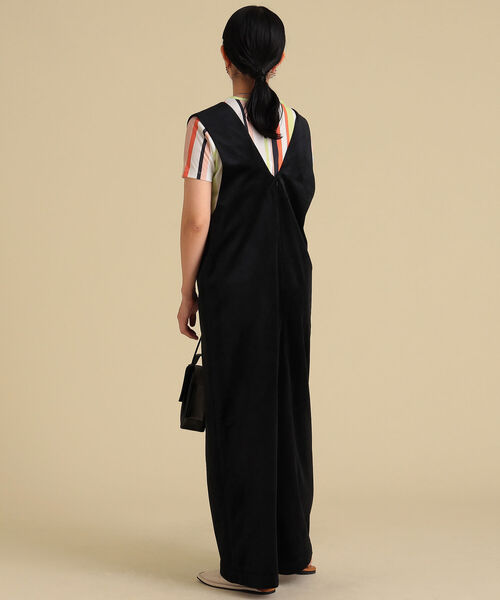 Ray BEAMS（レイビームス）の「Ray BEAMS / ベロア Vネック サロペット（サロペット/オーバーオール・レディース・ブラック/ブルー・1/0）」の11枚目の写真