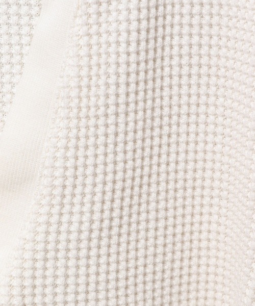 PAGEBOY(ページボーイ)の「CORE / ダメージワッフルトップス(Tシャツ/カットソー・レディース・ブラック/オフホワイト・FREE)」の6枚目の写真