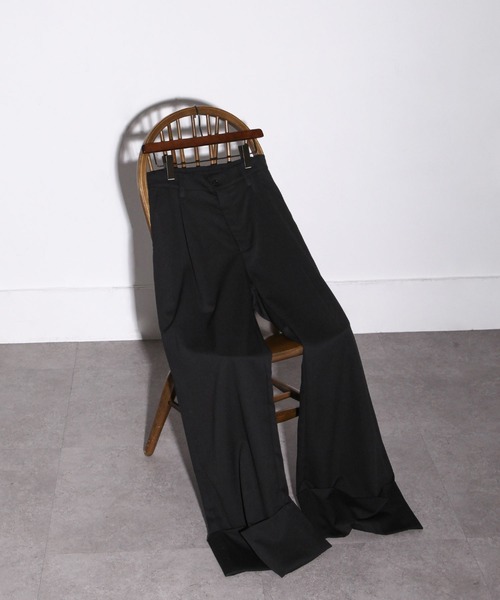 NILWAY（ニルウェイ）の「ロールアップワイドストレートパンツ/スラックス（スラックス・メンズ・ブラック/カーキ/アイボリー・SMALL/MEDIUM/LARGE）」の2枚目の写真