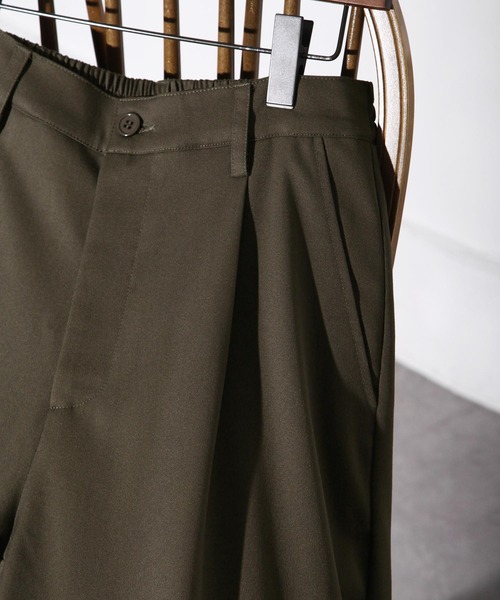 NILWAY（ニルウェイ）の「ロールアップワイドストレートパンツ/スラックス（スラックス・メンズ・ブラック/カーキ/アイボリー・SMALL/MEDIUM/LARGE）」の5枚目の写真