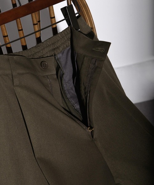 NILWAY（ニルウェイ）の「ロールアップワイドストレートパンツ/スラックス（スラックス・メンズ・ブラック/カーキ/アイボリー・SMALL/MEDIUM/LARGE）」の7枚目の写真