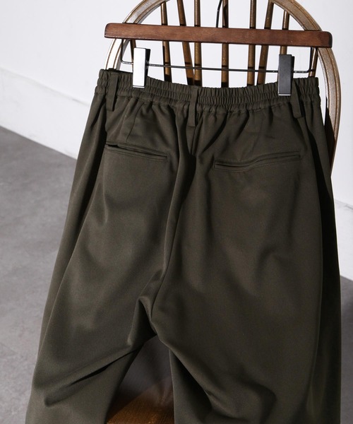 NILWAY（ニルウェイ）の「ロールアップワイドストレートパンツ/スラックス（スラックス・メンズ・ブラック/カーキ/アイボリー・SMALL/MEDIUM/LARGE）」の9枚目の写真
