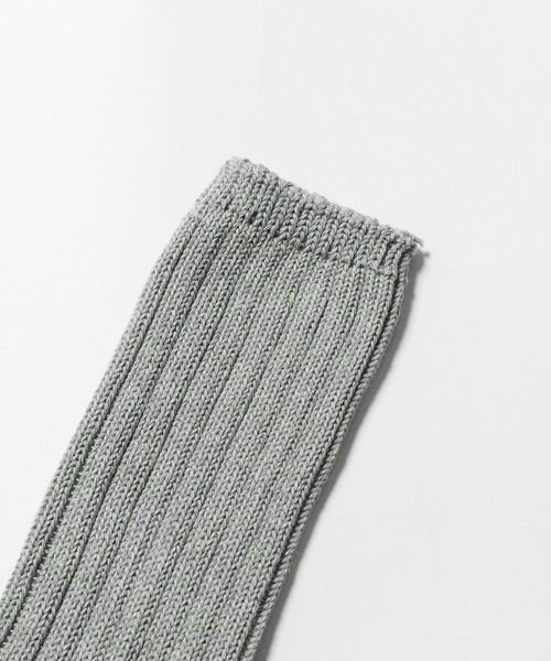 ROOPTOKYO（ループトウキョウ）の「mocT/モクティ NEON SCRIPT SOCKS(DOUBLE CYLINDER) ソックス 靴下（ソックス/靴下・メンズ・ホワイト/ヘザーグレー・ONE SIZE）」の3枚目の写真