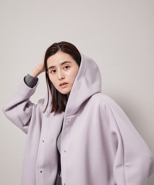 ROPE'(ロペ)の「【一部直営店舗・WEB限定】ダンボールパーカーハーフコート(パーカー・レディース・ベージュ/ネイビー/オフホワイト/ピンク/ラベンダー・38/36)」の17枚目の写真