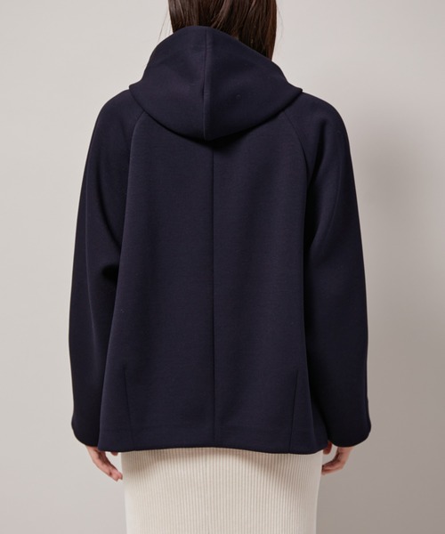 ROPE'(ロペ)の「【一部直営店舗・WEB限定】ダンボールパーカーハーフコート(パーカー・レディース・ベージュ/ネイビー/オフホワイト/ピンク/ラベンダー・38/36)」の21枚目の写真