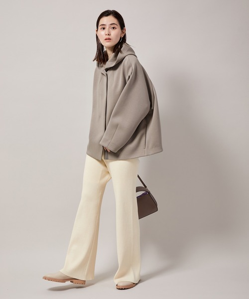 ROPE'(ロペ)の「【一部直営店舗・WEB限定】ダンボールパーカーハーフコート(パーカー・レディース・ベージュ/ネイビー/オフホワイト/ピンク/ラベンダー・38/36)」の7枚目の写真