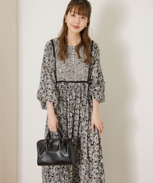 ボタニカルプリントワンピース｜BIGI online store - ビギ