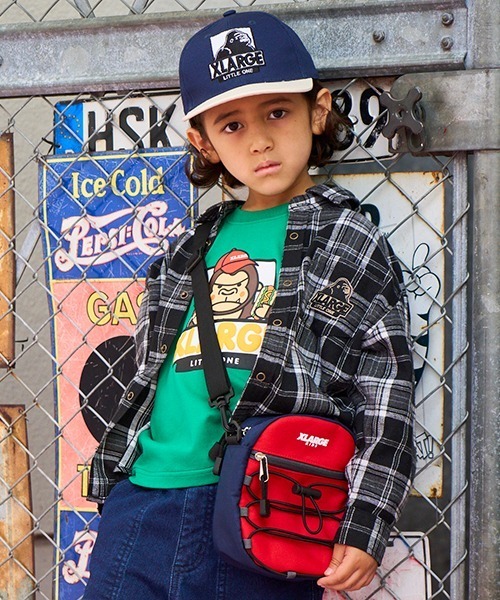XLARGE KIDS（エクストララージキッズ）の「【WEB限定】配色ショルダーバック（ショルダーバッグ・キッズ・イエロー/レッド/グリーン・FREE）」の9枚目の写真