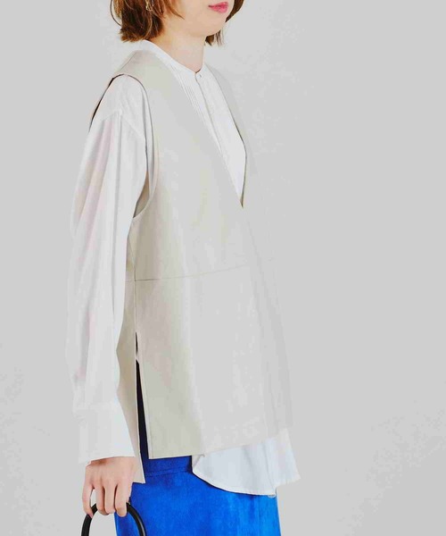 acro（アクロ）の「フェイクレザーベスト/AC2310（ベスト・レディース・アイボリー/ブラック・ﾌﾘ-）」の9枚目の写真