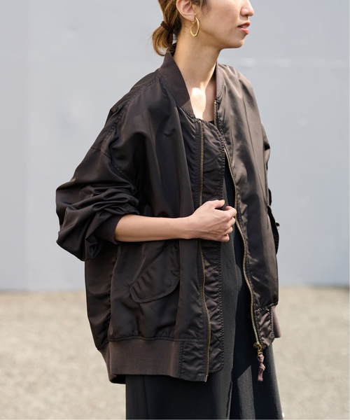 FRAMeWORK（フレームワーク）の「≪追加≫【一部店舗・WEB限定】ナイロンツイルMA-1（MA-1・レディース・ライトグレー/オリーブ/ブラウン系その他・38/36）」の17枚目の写真