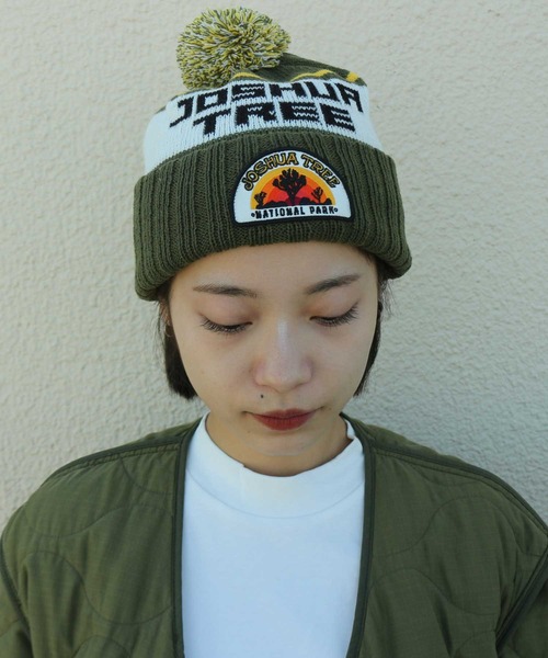 AMERICAN NEEDLE（アメリカンニードル）の「LAIDBACK / American Needle アメリカンニードル NATIONEL PARK PONPON PILLOW LINE KNIT CAP（ニットキャップ/ビーニー・レディース・オリーブ/ネイビー・FREE）」の2枚目の写真