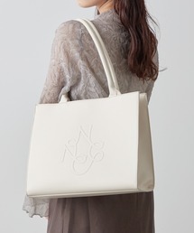 A4サイズ収納/ロゴモチーフエンボストートバッグ