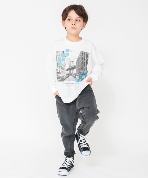 BRANSHES（ブランシェス）の「【アソート】グラフィック長袖Tシャツ_ロンT（Tシャツ/カットソー・キッズ・ベージュ/ライトベージュ/チャコールグレー/アイボリー/サックスブルー/エメラルド/オフホワイト/ブラック/カラフル/コバルトブルー・100/110/130/140/150/90/120/160）」の15枚目の写真