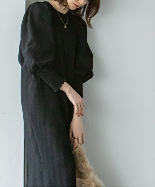 Noble（ノーブル）の「《追加》クレープマテリアルボリュームスリーブ  