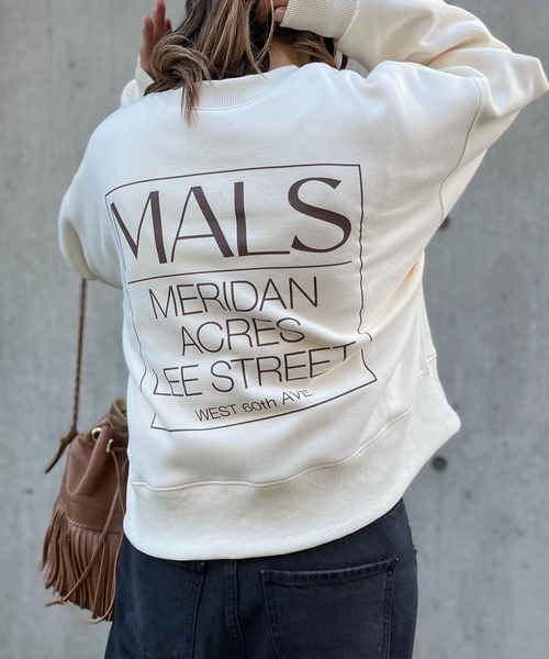 mi via loca(ミヴィアロカ)の「ビッグパールボタン 2WAY 枠ロゴ ボアスウェットカーディガン(スウェット・レディース・キナリ/スミクロ/ラベンダー・FREE)」の6枚目の写真