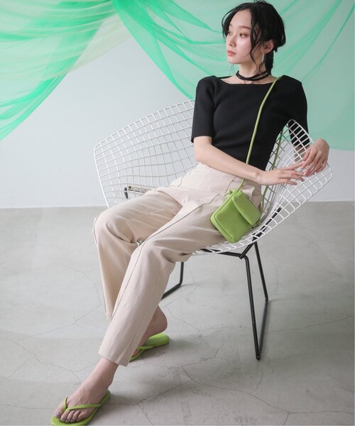 RAY CASSIN（レイカズン）の「S/M/L展開　リネンライクリラックスセミフレアパンツ（スラックス・レディース・ブラック/サックスブルー/ブラウン/ライトカーキ/ベージュ・SMALL/MEDIUM/LARGE）」の8枚目の写真