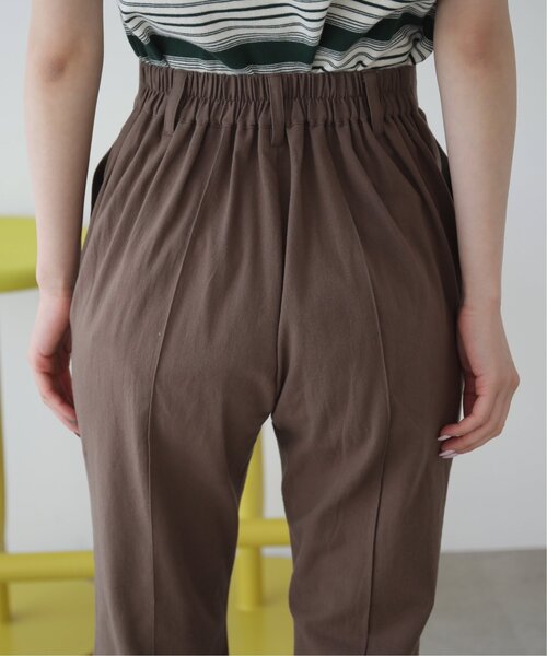 RAY CASSIN（レイカズン）の「S/M/L展開　リネンライクリラックスセミフレアパンツ（スラックス・レディース・ブラック/サックスブルー/ブラウン/ライトカーキ/ベージュ・SMALL/MEDIUM/LARGE）」の10枚目の写真