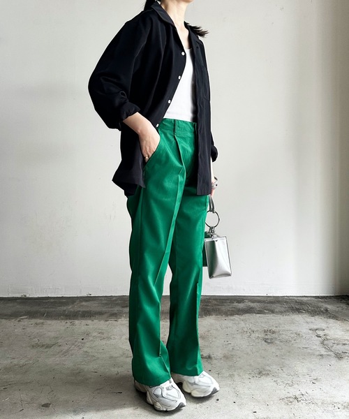 COMMON WARE(コモンウェアー)の「COMMONWARE:PE オープンカラーシャツ L/S(シャツ/ブラウス・レディース・オフホワイト/サックスブルー/グレイッシュベージュ/グリーン/モカ/ブラック・L/XL/M)」の3枚目の写真