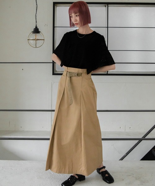 VACANCY（ヴァカンシー）の「配色ベルトコットンツイルスカート（スカート・レディース・ベージュ/チャコールグレー・FREE）」の11枚目の写真