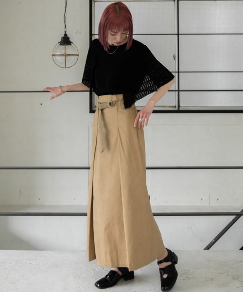 VACANCY（ヴァカンシー）の「配色ベルトコットンツイルスカート（スカート・レディース・ベージュ/チャコールグレー・FREE）」の12枚目の写真