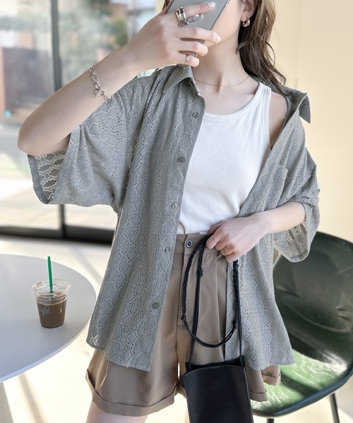 Java（ジャバ）の「《JaVaジャバ コラボ》夏っぽ抜け感たっぷり。格子柄レースオーバーサイズシャツ（シャツ/ブラウス・レディース・ライトベージュ/ブルー/ブラック/ライトグレー・LARGE/X-LARGE/MEDIUM/SMALL）」の21枚目の写真