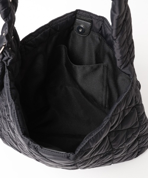 PAGEBOY(ページボーイ)の「パテッドBIGショルダー(ショルダーバッグ・レディース・ターコイズブルー/オフホワイト/ブラック・FREE)」の15枚目の写真