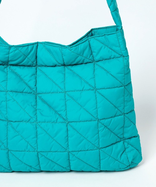 PAGEBOY(ページボーイ)の「パテッドBIGショルダー(ショルダーバッグ・レディース・ターコイズブルー/オフホワイト/ブラック・FREE)」の18枚目の写真