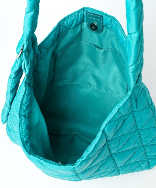 PAGEBOY(ページボーイ)の「パテッドBIGショルダー(ショルダーバッグ・レディース・ターコイズブルー/オフホワイト/ブラック・FREE)」の19枚目の写真