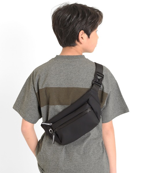 GLAZOS(グラソス)の「ミニボディバッグ(ボディバッグ/ウエストポーチ・キッズ・ブラック/ネイビー/カーキ/グレー・フリー)」の2枚目の写真
